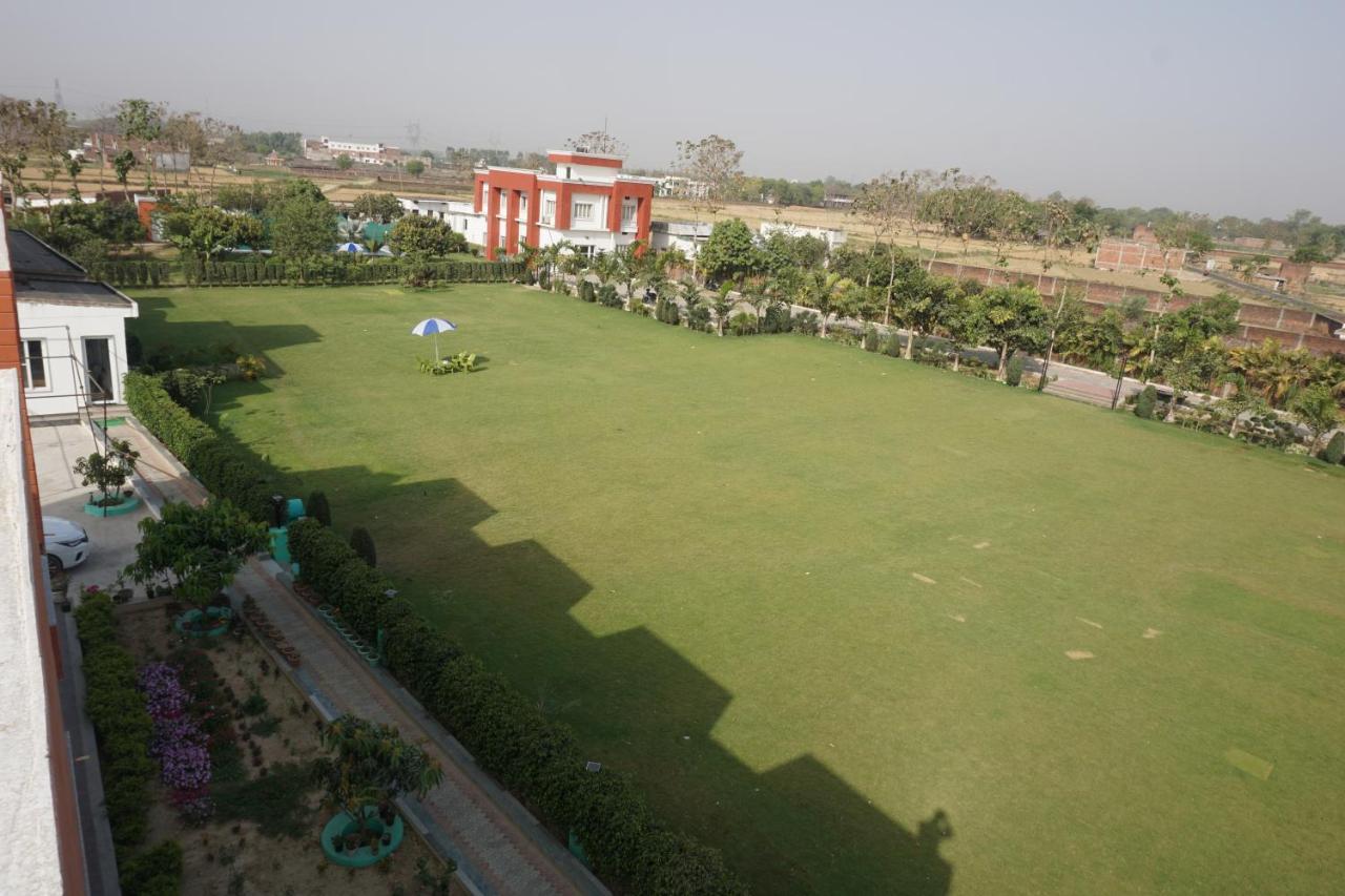 Green Banaras Varanasi Eksteriør billede
