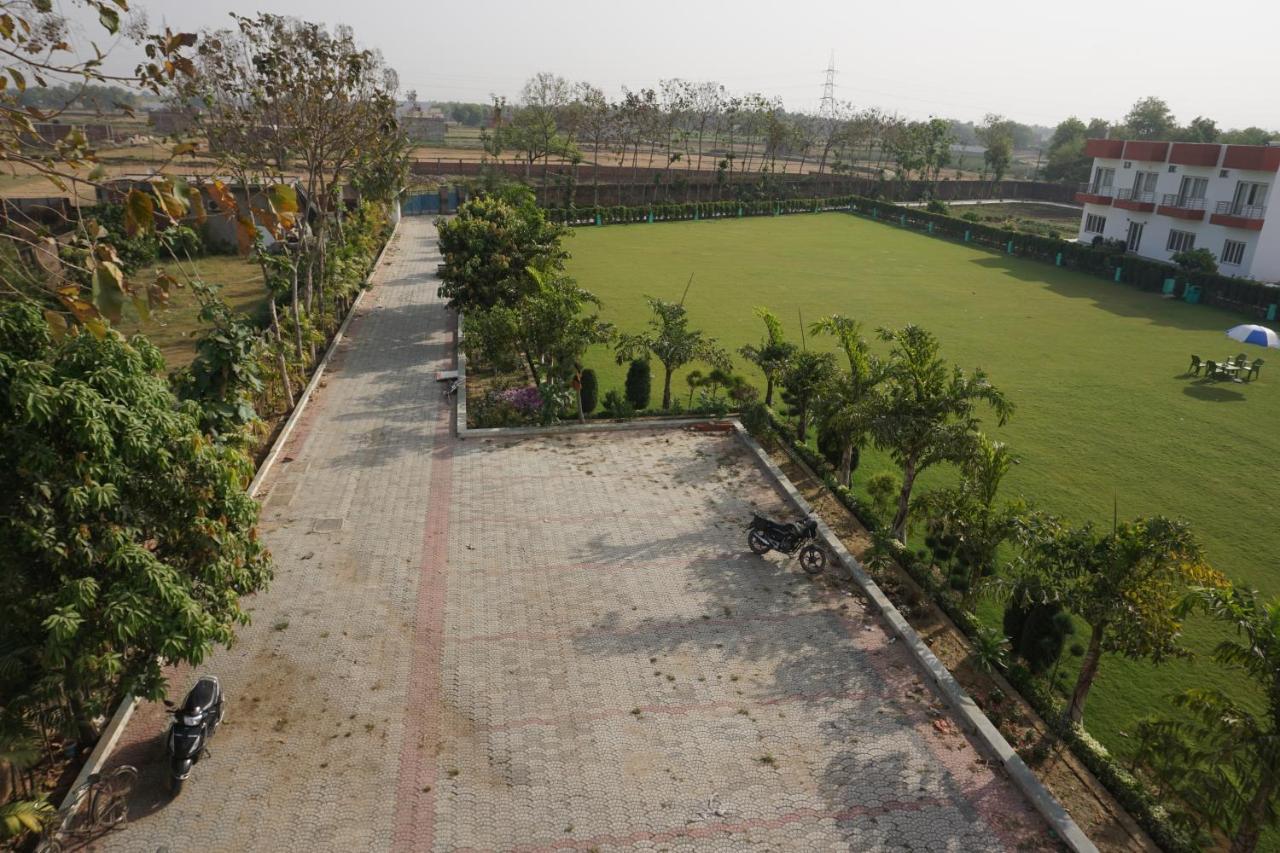 Green Banaras Varanasi Eksteriør billede