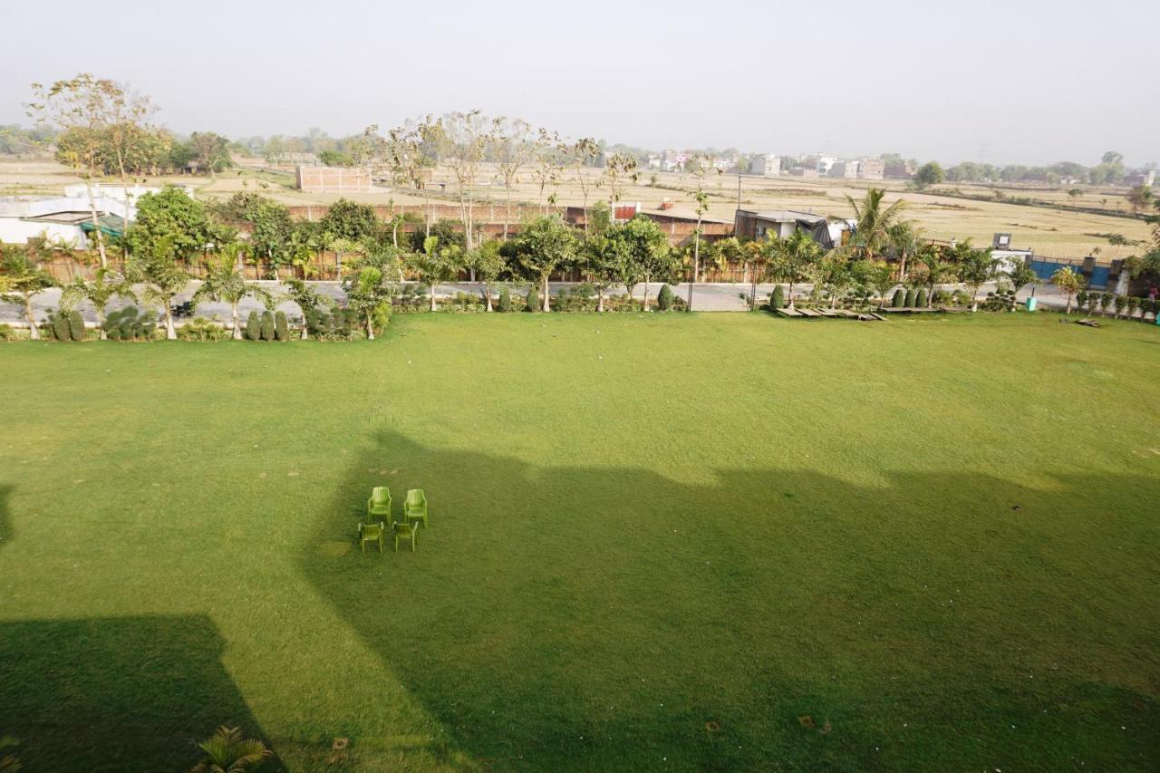 Green Banaras Varanasi Eksteriør billede