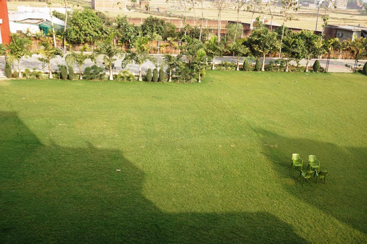 Green Banaras Varanasi Eksteriør billede
